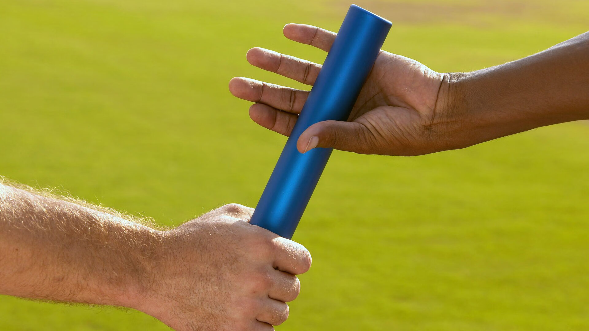 世界田径接力锦标赛，中国队闯进男子4x100决赛，田径男子4×100接力世界纪录